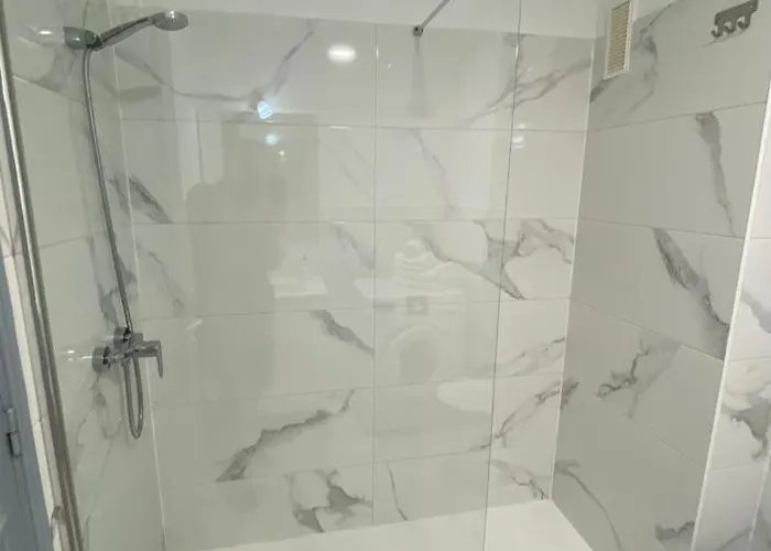 Club Atlantis 154 - Playa De Americas